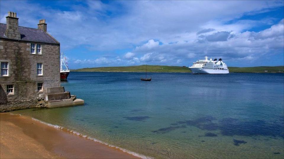 Queens Hotel Lerwick Eksteriør bilde